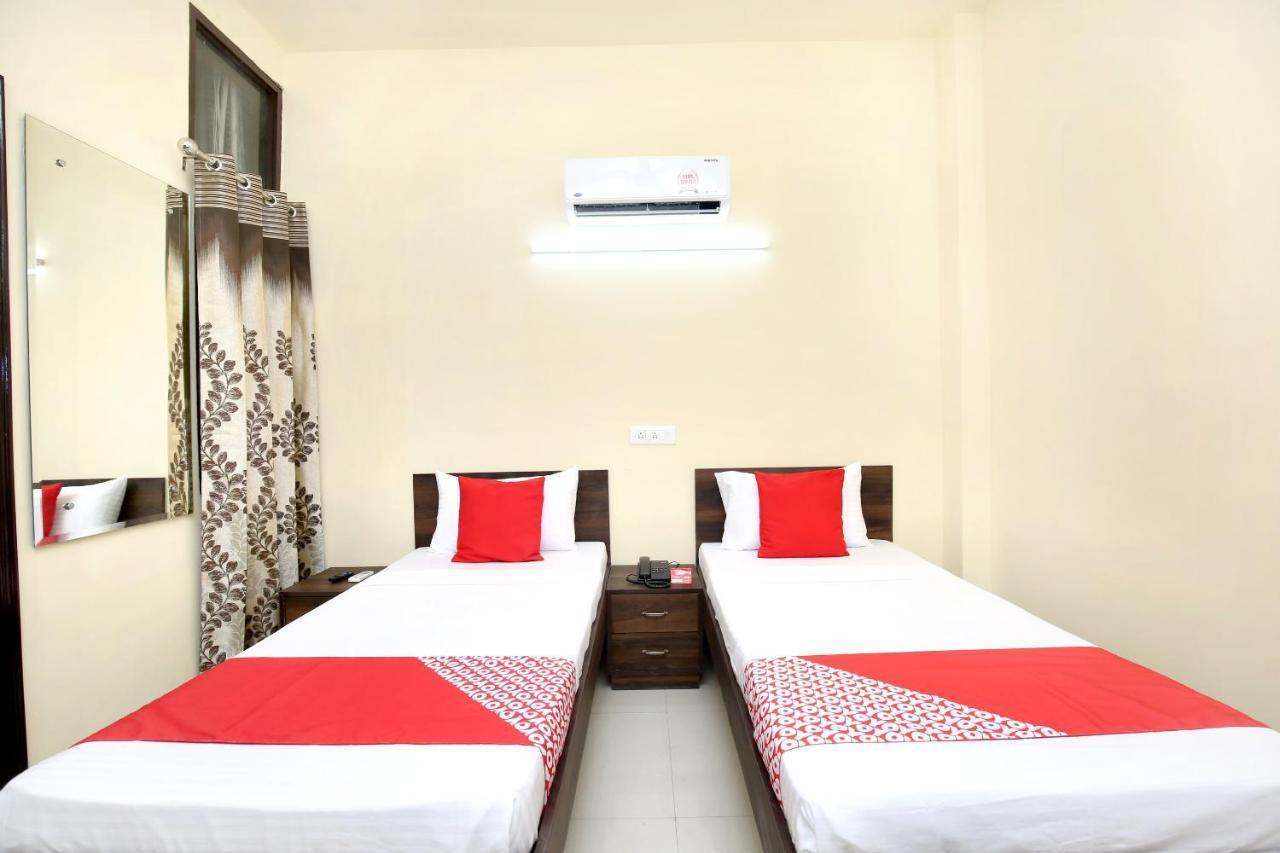 Oyo 16126 Aanantham Hotell Ludhiana Eksteriør bilde
